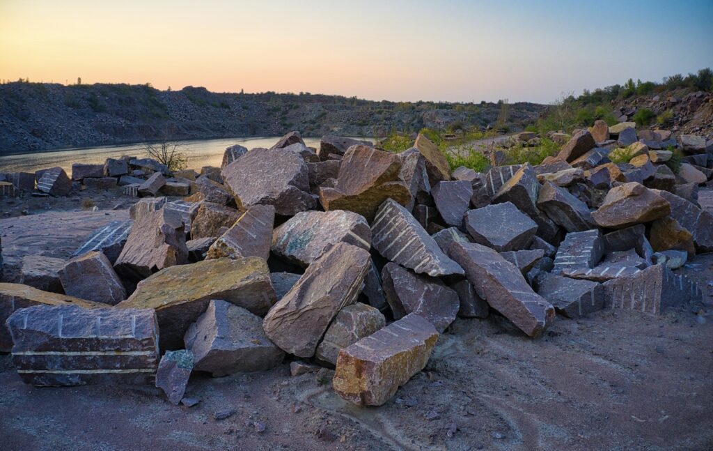 Geography Grade 10 Geomorphology – Types of Rocks Notes
